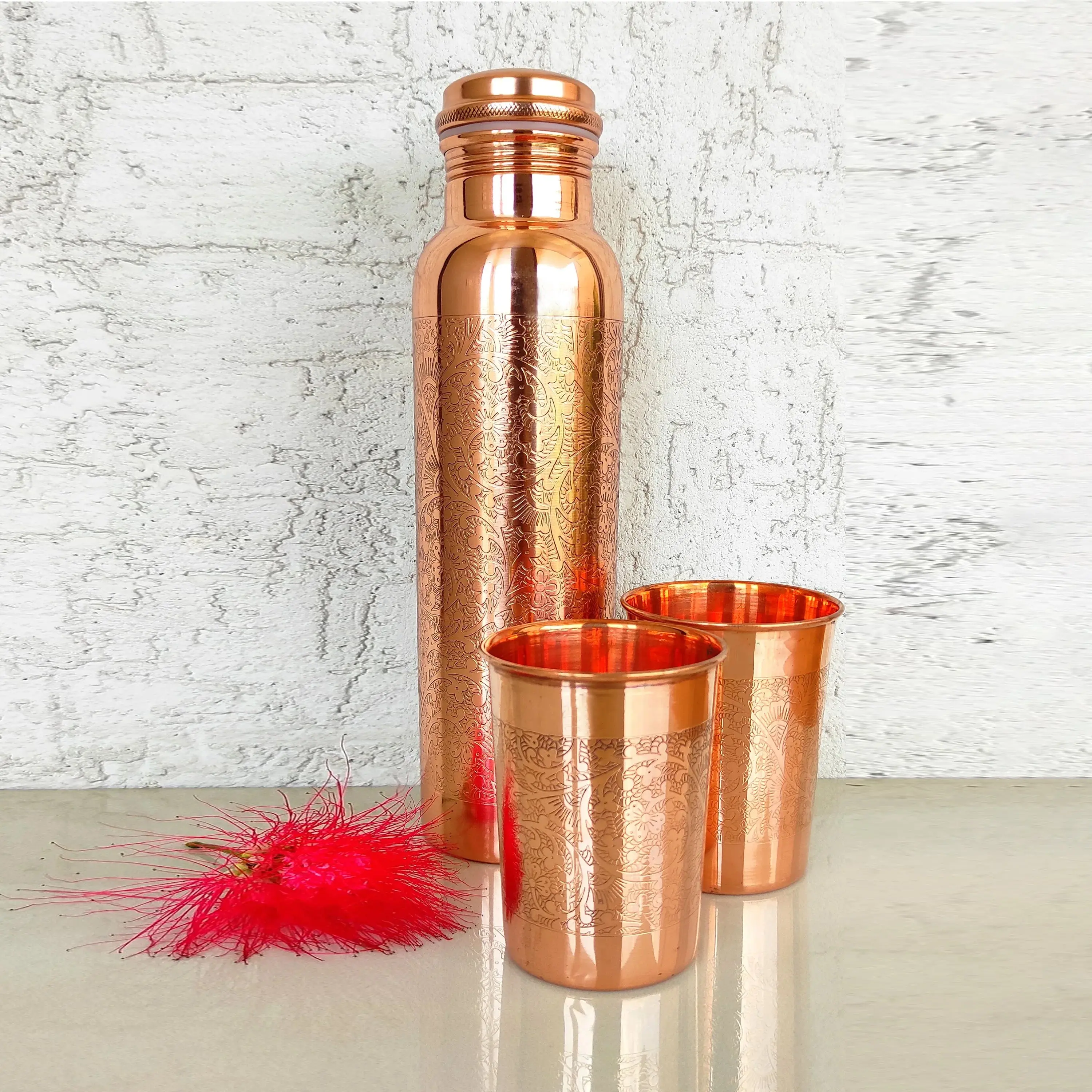 Traditional Handmade Classic Pure Copper Drinkware Gift Set - 2 Glasses, 1 500-1000ml Reusable Hydration Jug Glass Classic Bottle, Aesthetic