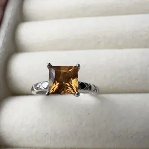 <PingEast jewelry > 925 sterling silver ring with 6mm natural Brazilian vivid yellow citrine square stone and textured band