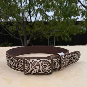 Women belts/ cinto corte láser miel y cognac con flores