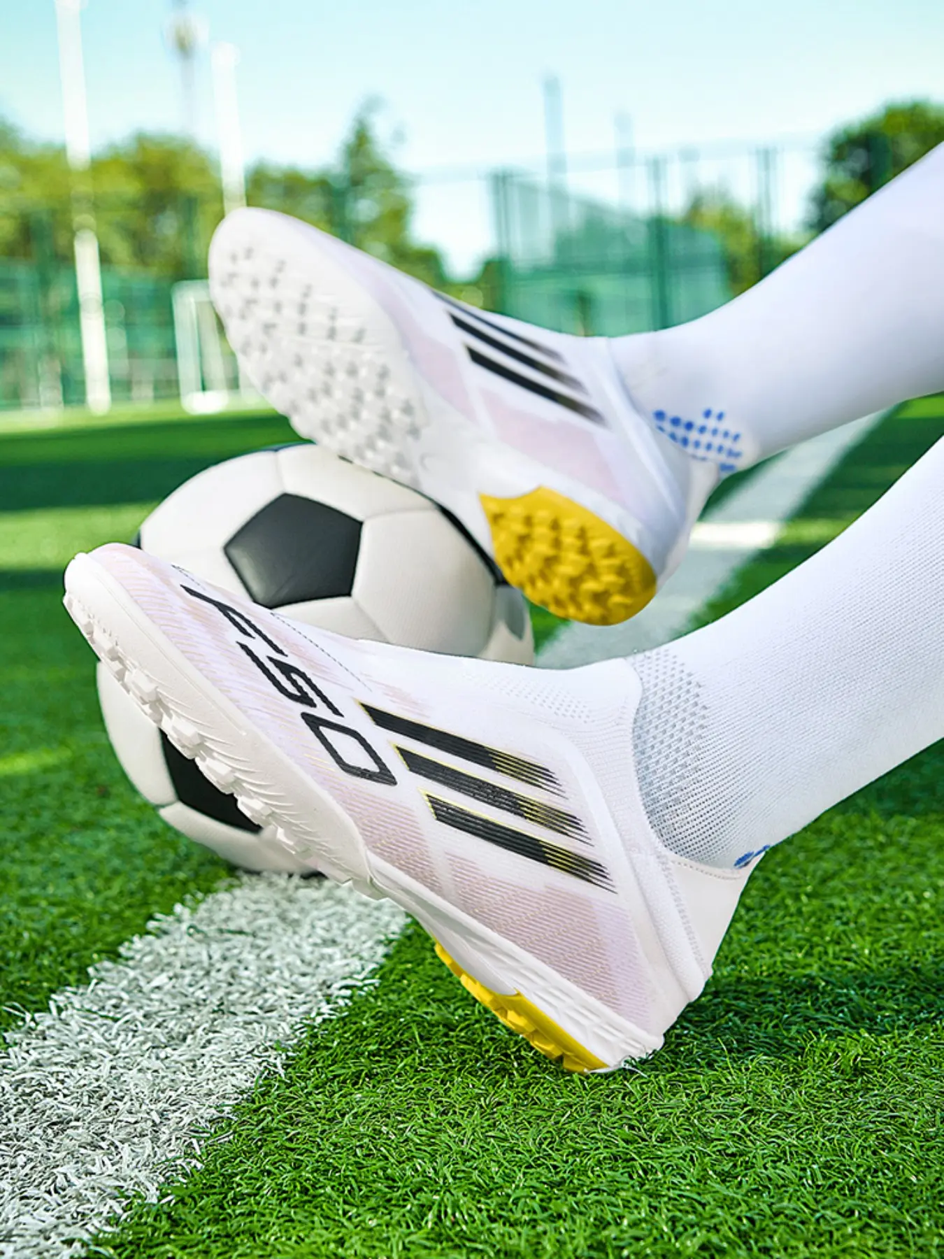 Unisex Football Shoes with Nails, Football Cleats, Soccer Shoes, Football Boots, Fashionable Dye-Infused Colors, Lightweight Sole, Breathable Inner Lining, Long Nail Outsole, Sporty Style