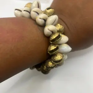 Tibetan shell bracelet