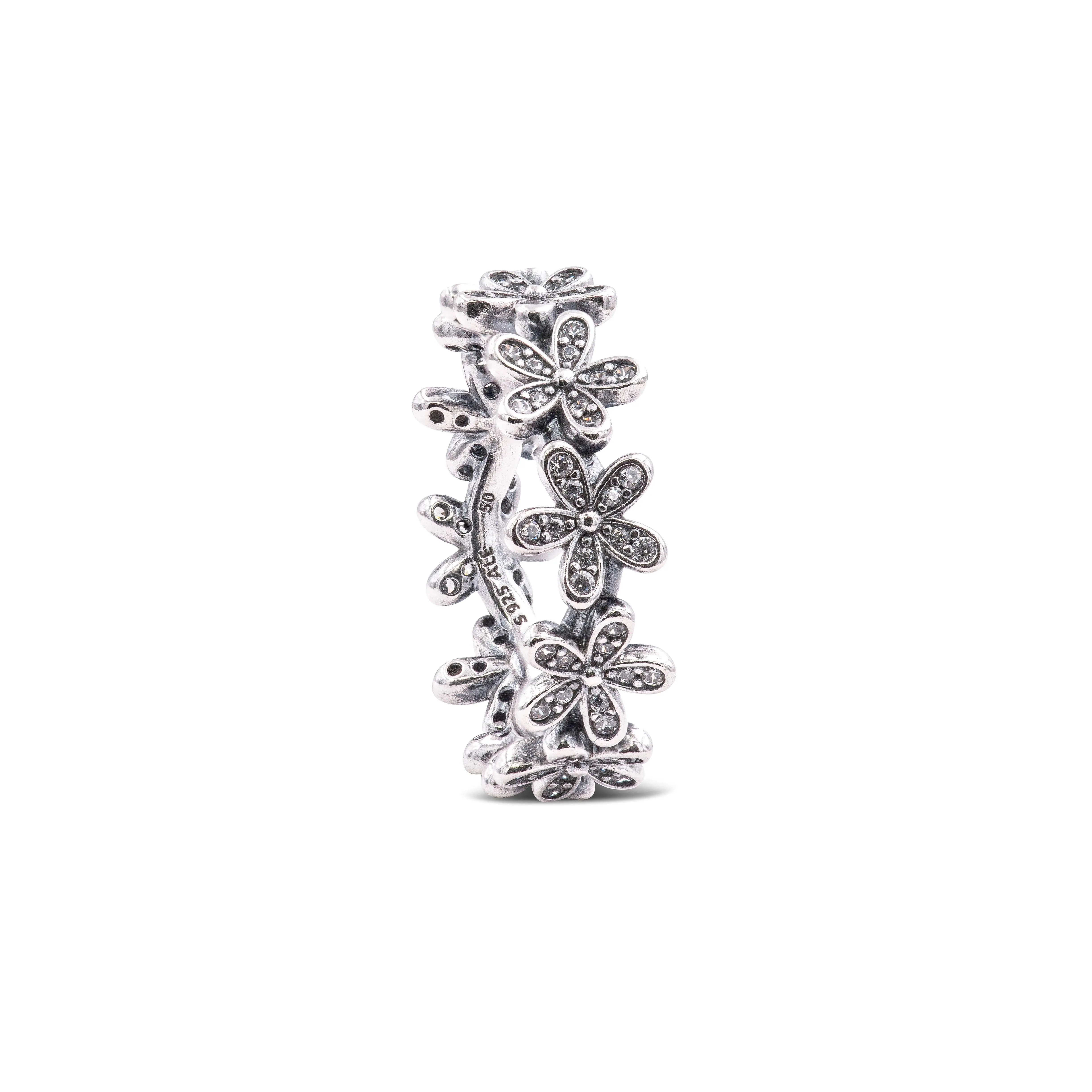 PANDORA Women's Dazzling Daisy Meadow Ring, Floral Band in a Daisy Chain Style, Stackable with Cubic Zirconia, Ring Stack, Female, Cute, Glitter Silver Rings