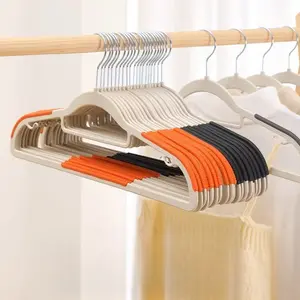 10-Pack Non-Slip Closet Hangers, Rotatable Clothes Hanger, 360-Degree Rotating Hooks, Ultra-Thin Plastic Design, Space-Saving, Suitable for Dry and Wet Clothes