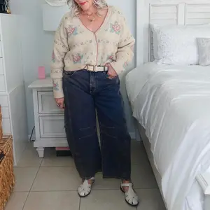 Driftwood Barrel Jeans