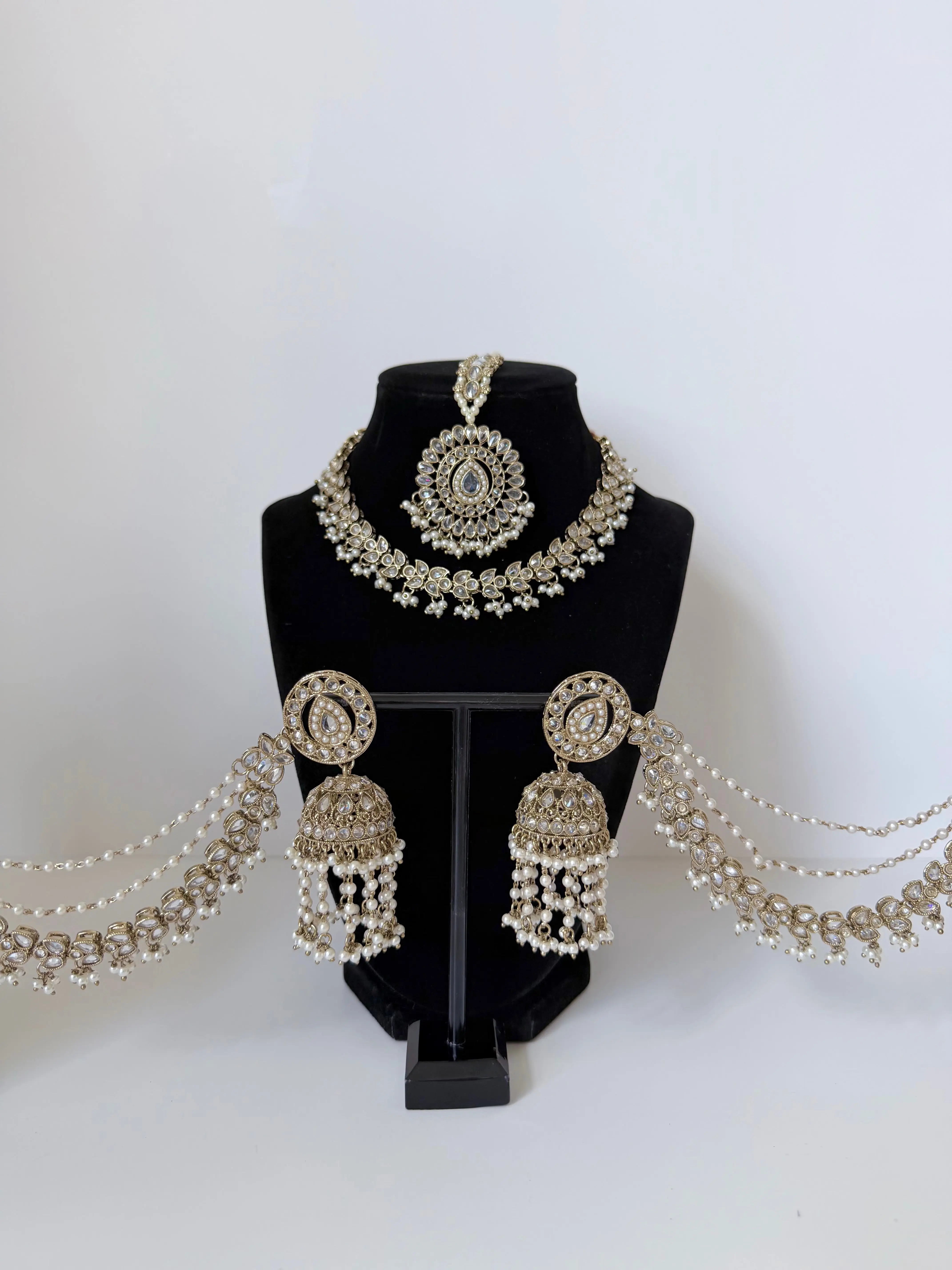 Bollywood Zohra Necklace set with Sahara Jhumka and Mangtika