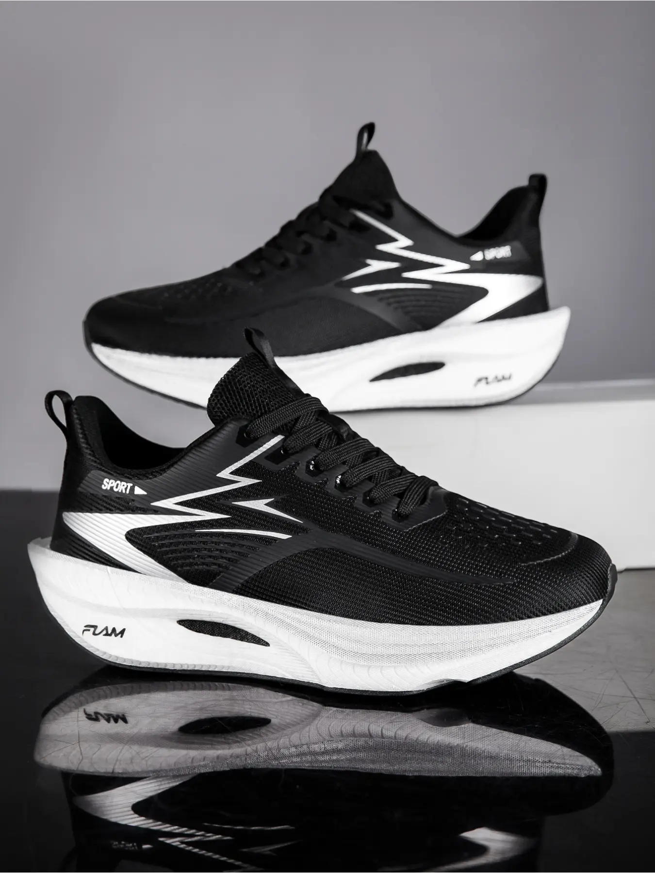 Mens Womens Super Light Lightweight Cushioned Running Shoes for Outdoor Activities Enhanced Cushioning and Support for Long Distance Running Jogging Shoes