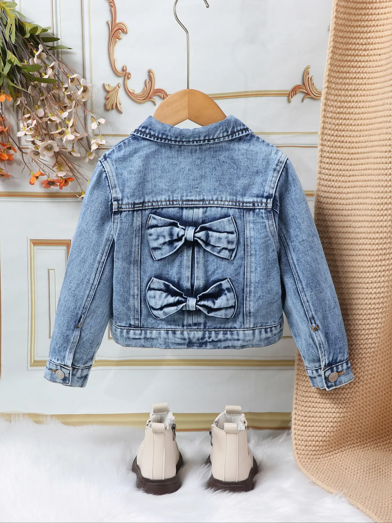 Women's Denim Jacket Coat, New Arrival Light Wash Blue Comfort Fitted Fashion Vintage Sweet Bowknot Decoration, Daily Wear Outerwear Basic