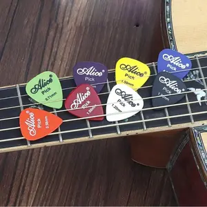 10-50Pcs Thickness 0.96 mm Guitar Picks Guitar Pack Portable Guitar Accessories Alice Acoustic Electric Bass Pic Plectrum Mediator guitar picks