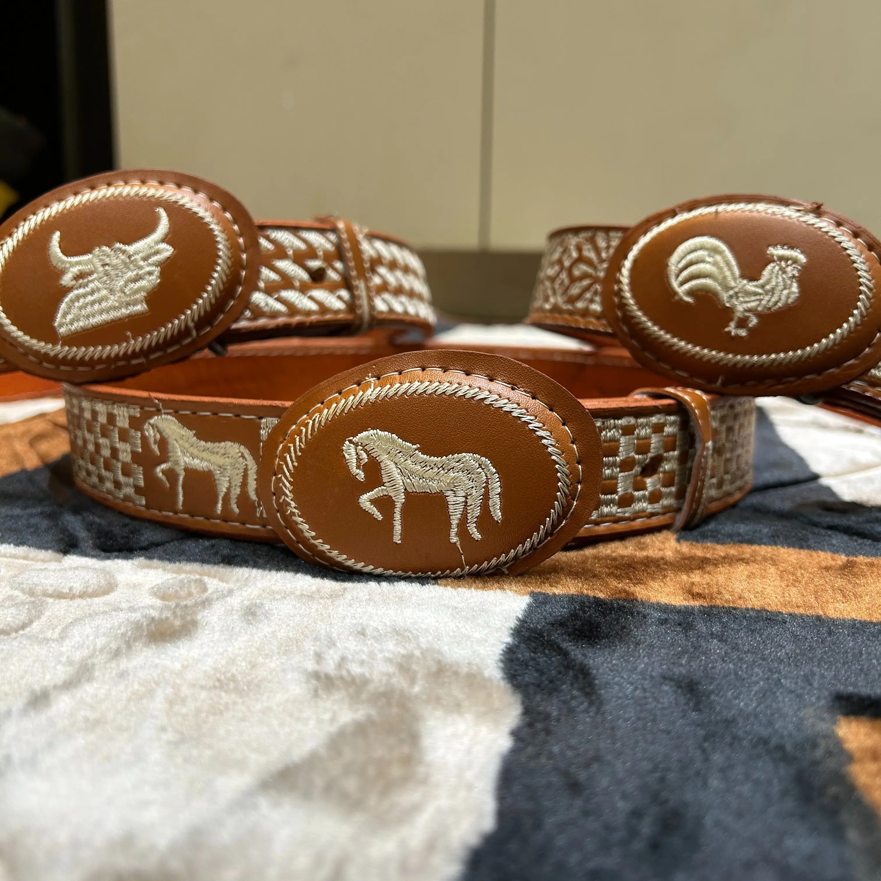 White Dimond Men's Brown Hand-Stitched Cowhide Cowboy Belts, Casual Style Accessories, Cowhide Men's Belts, Casual Men's Belts