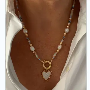 1Count Women's Fashion Pendant Necklace, Bohemian Handmade Colorful Seed Bead Strand with Sailor Clasp Heart Pendant, Vacation Party Accessory.Handcrafted, Slight Variations in Color and Size May Occur,summervibes men