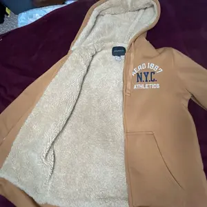 Men’s medium tan jacket Aeropostale