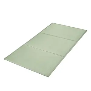 VEVOR Japanese Tatami Mat, Full Size Foldable Japanese Tatami Mattress( Natural Rush Grass), Japanese Floor Mattress with Non-Slip Backing & Fresh Scent, Futon Mattress for Sleeping Meditation Yoga