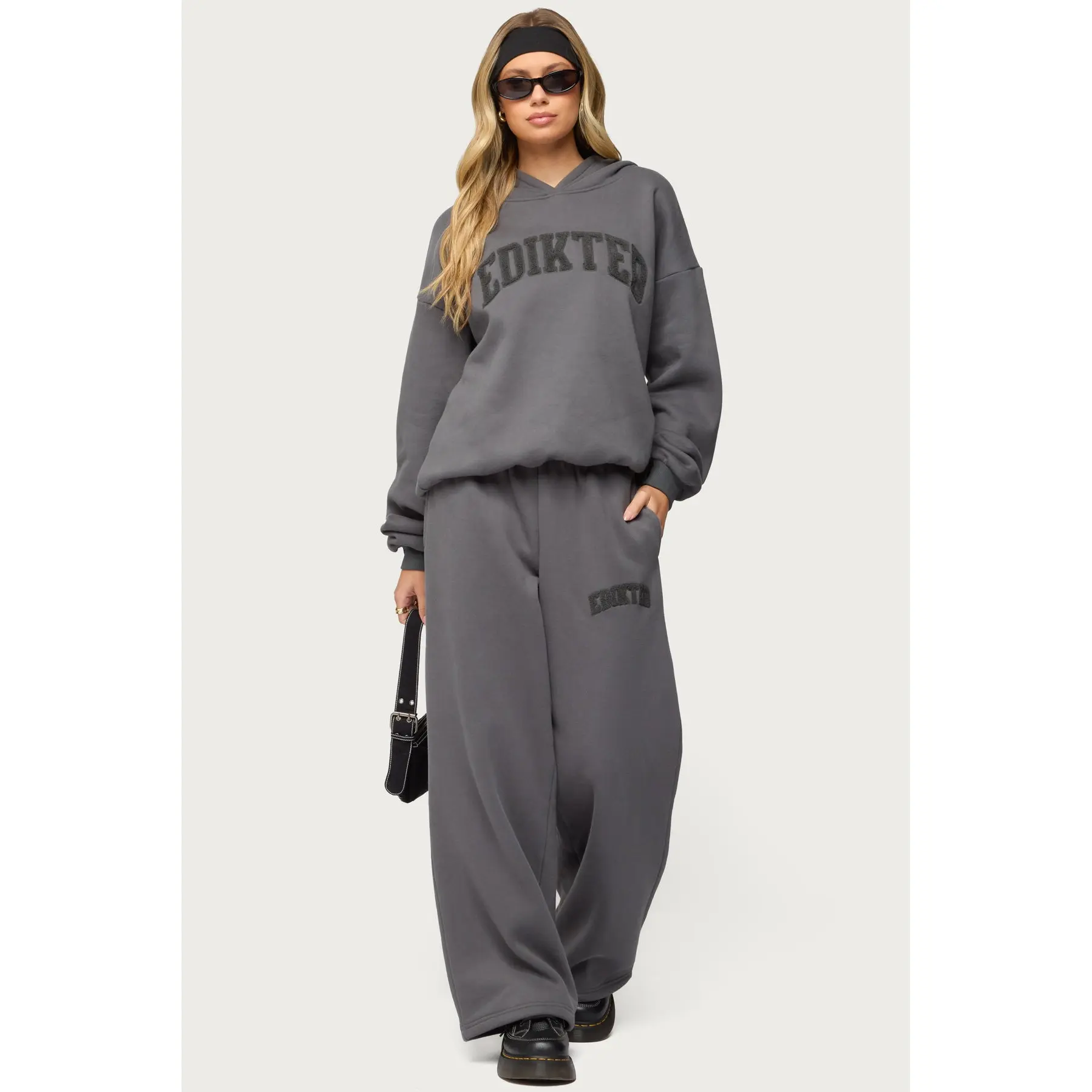 Edikted To You Wide Leg Sweatpants Edikted To You Wide Leg Sweatpants