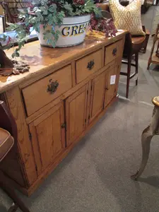 Pine Dresser