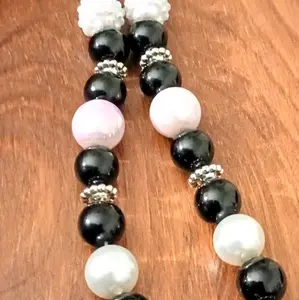 Black and White Prayer Beads for Spiritual Practices
