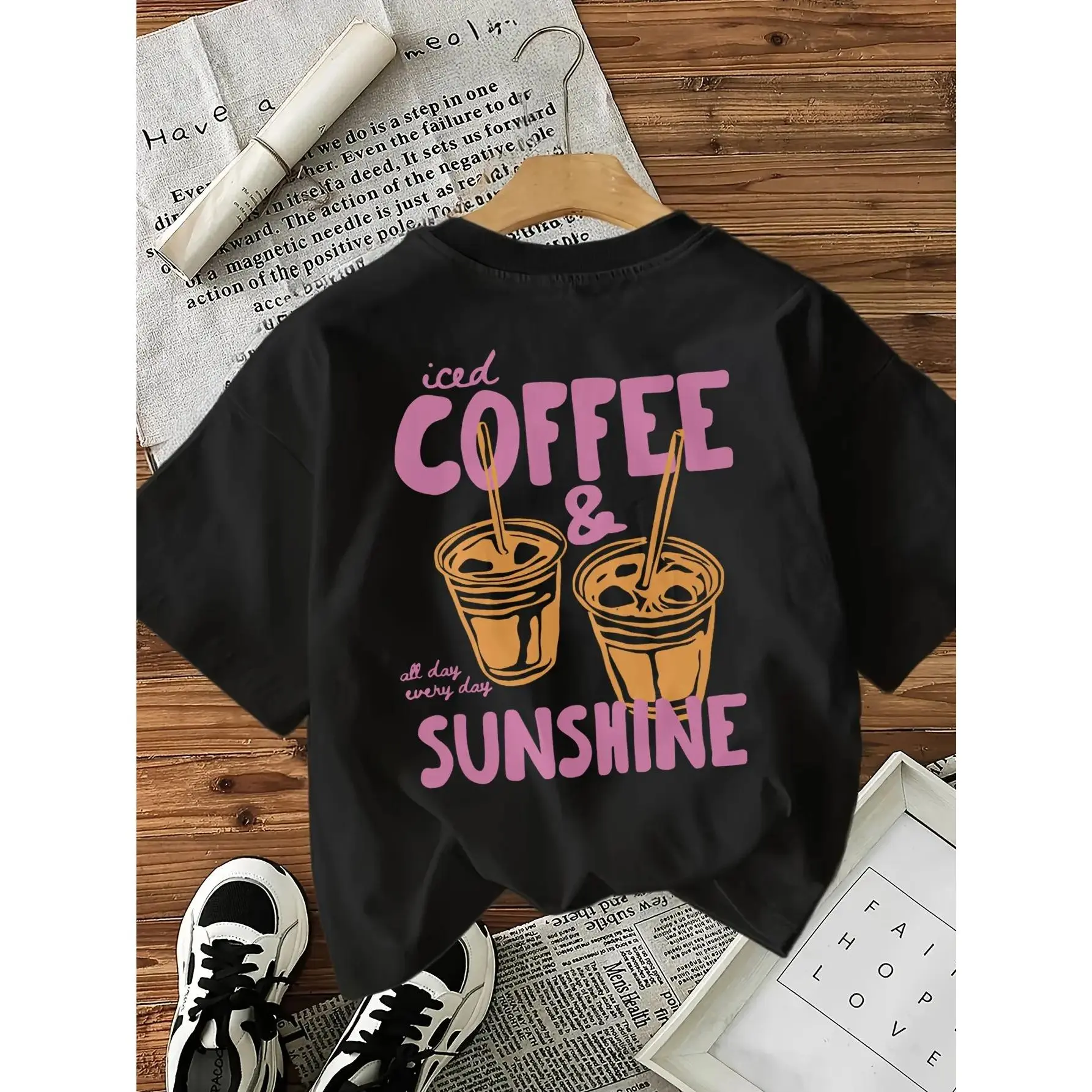 algodónWomen'S Casual Short-Sleeve T-Shirt - Iced Coffee And Sunshine Letter Print, a Perfect Gift for Coffee Lovers.Regular Fit Crew Neck Top, Suitable for All Seasons.(Women'S Clothing) Everyday Essential