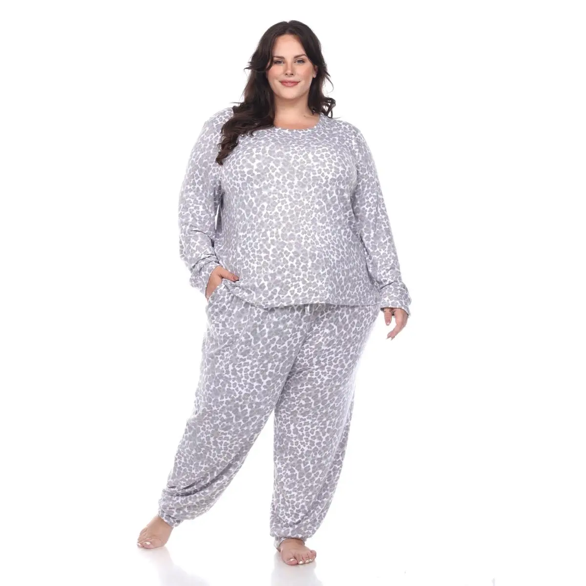 212 MAIN Women's Plus Size Grey Leopard Print Polyester Blend Pajama Set - Long Sleeve Top, Full Length Bottoms, 3XL, Casual Leopard Print Wear Loungewear Nightwear (PS3636-01-3X)