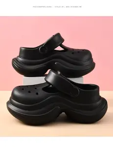 Women's wooden clogs, casual, comfortable, lightweight,breathable, thick-soled slippers, suitable for indoor andoutdoor gardens, waterproof beach sandals and slippers.