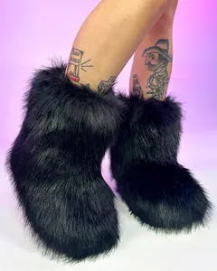 Women's Black Boots With The Fur