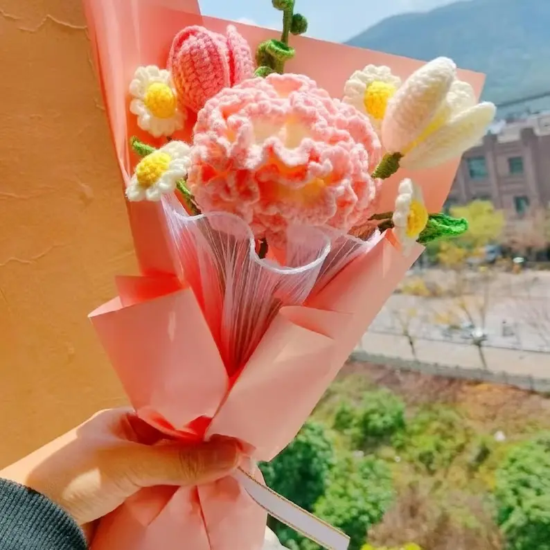 crochet flower,handmade flower,knitted bouquet,gift for mom,Birthday gift,customized bouquet,carnation