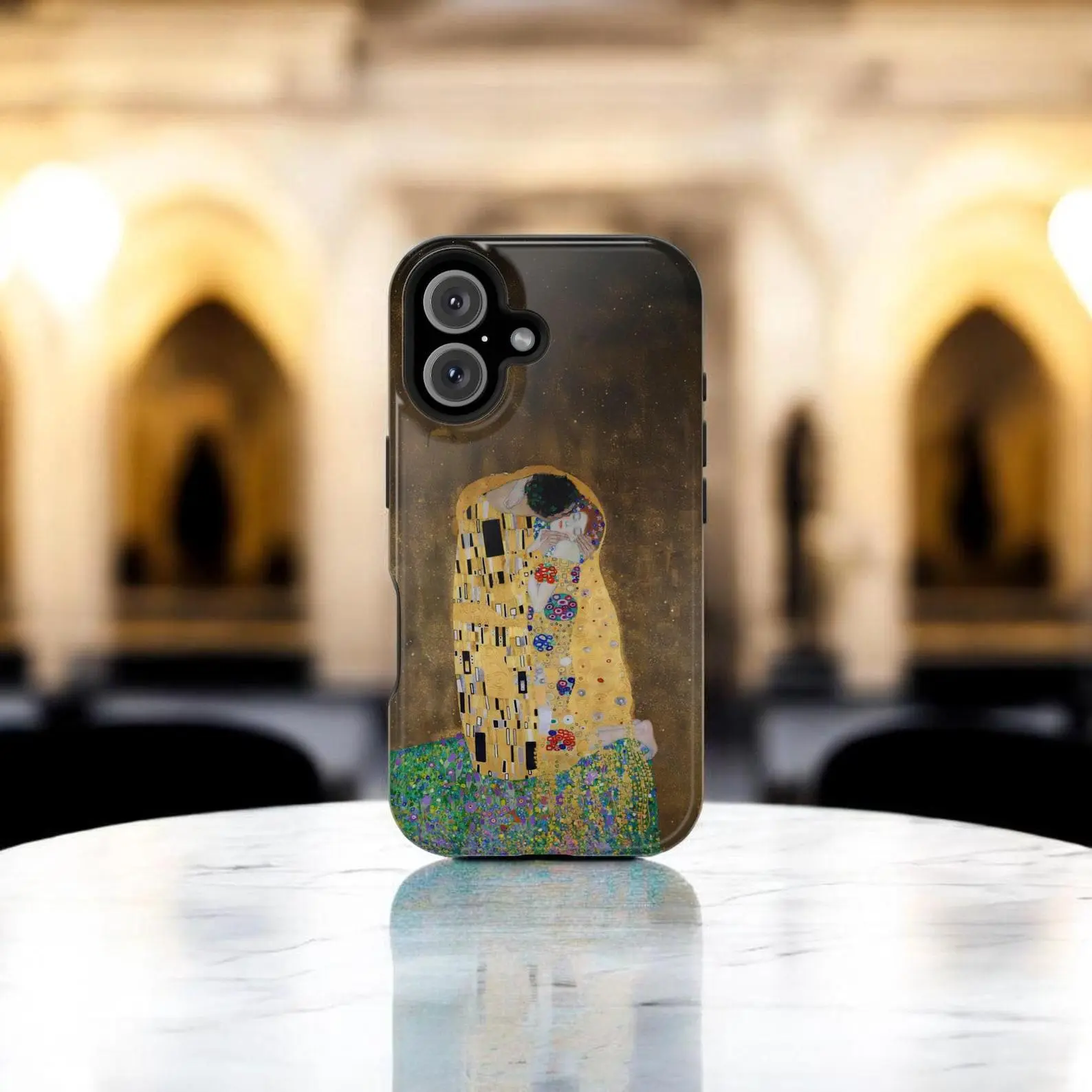 Gustav Klimt The Kiss iPhone Case – Museum Art, Romantic Gift