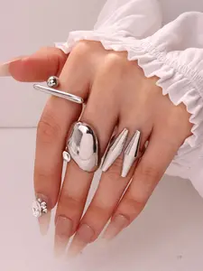 Three-piece set of elegant, fashionable, high-end minimalist silver irregular geometric ring set for women—versatile jewelry suitable for holidays and parties.