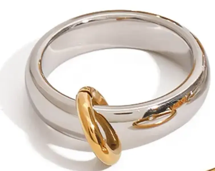 Ava Ring Ava Ring