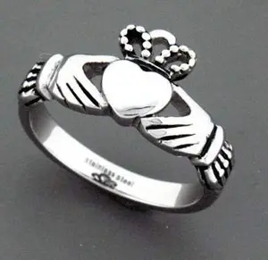 316 L Stainless Steel Petite Claddagh Ring, s2