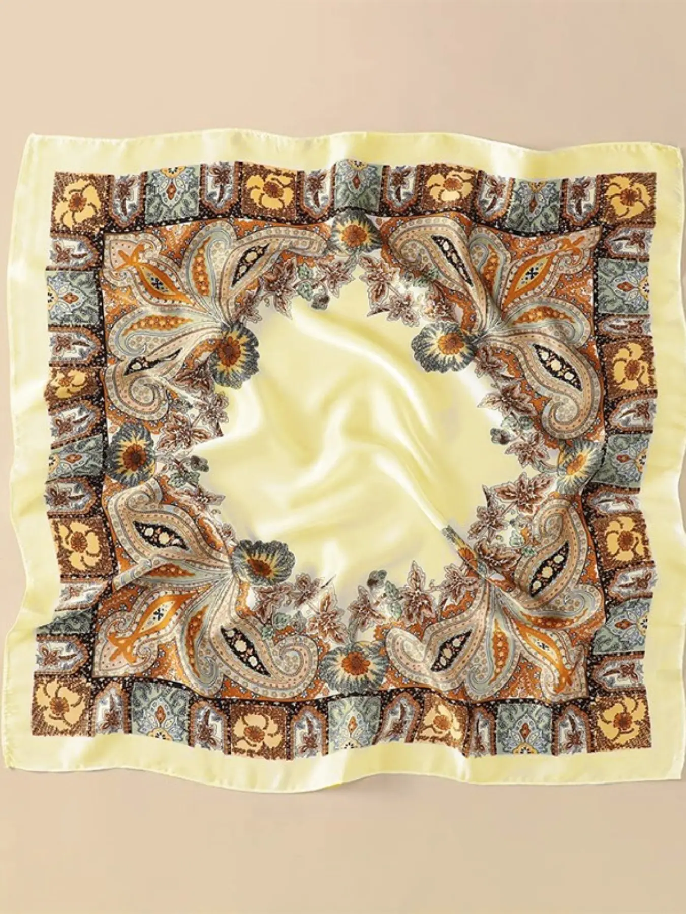 Luxury Vintage Sunflower Bandana, Fashionable Versatile Headscarf, Commute Travel Atmosphere Decorative Scarf, Hijab 70cm Square Scarf Shawl