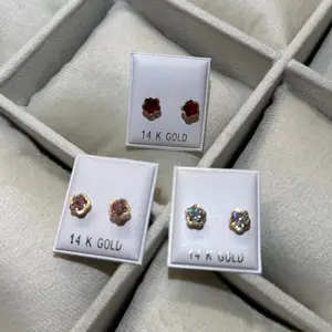 14K Gold Flower Stud Earrings