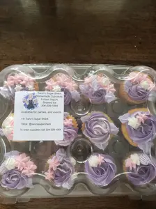 Vanilla Cupcakes/ Purple Icing