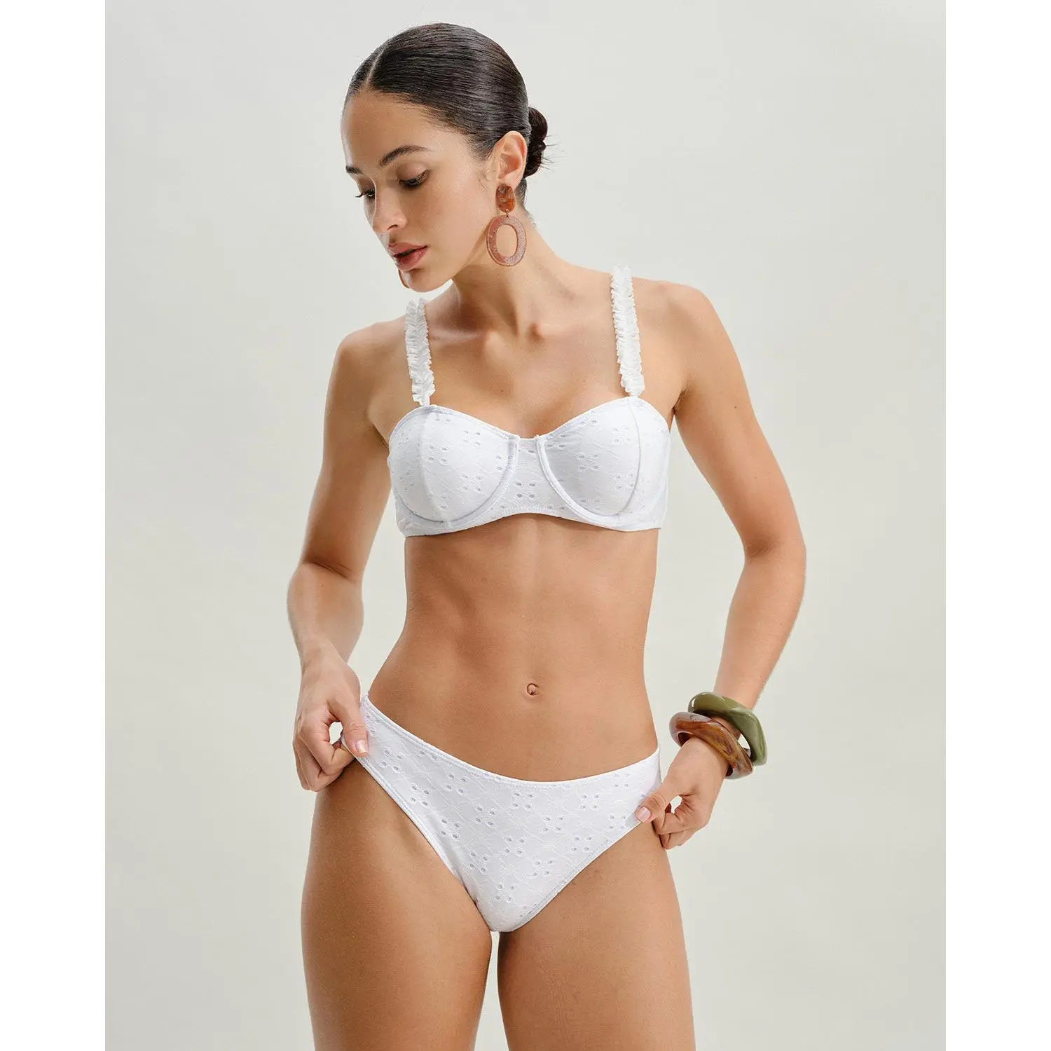 RIHOAS Women's White Floral Textured Jacquard Underwire Bikini Set, V Neck Swimwear with Removable Cups and Tie Back, No