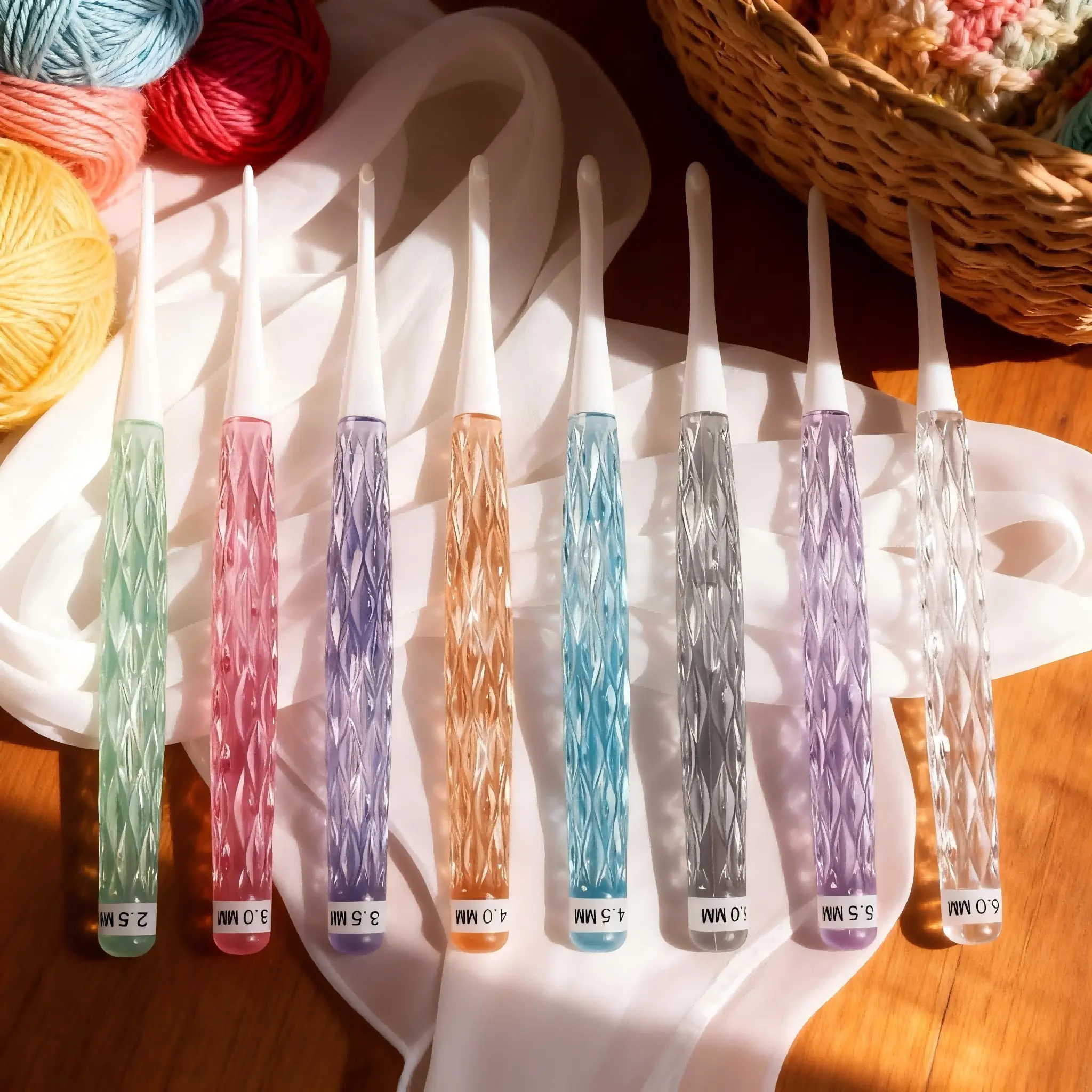 8-Piece Crystal Crochet Hook Set, Ergonomic Soft Grip Hooks, 2.5mm-6.0mm, Ideal for Arthritis Hands, DIY Handmade Yarn Knitting Tools, Knitting Supplies, Crocheting Supplies