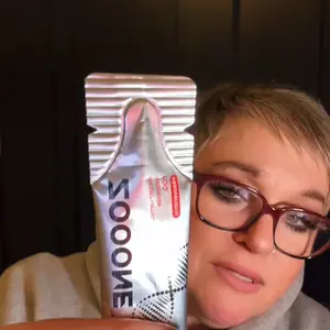 Product Review of ZOOONE 1000mg NAD+ Berry Flavor Drink Mix for Skin Aging Support, Energy, and Focus - 30 Pack - from E**h R**💙