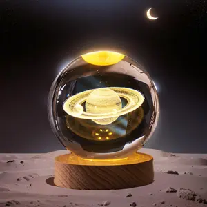 3D Saturn Crystal Ball Night Light Saturn Planet Figurine Lamp Decoration Glass Sphere Paperweight Decorative Balls,Suitable as Night Lights Bedroom Decorations
