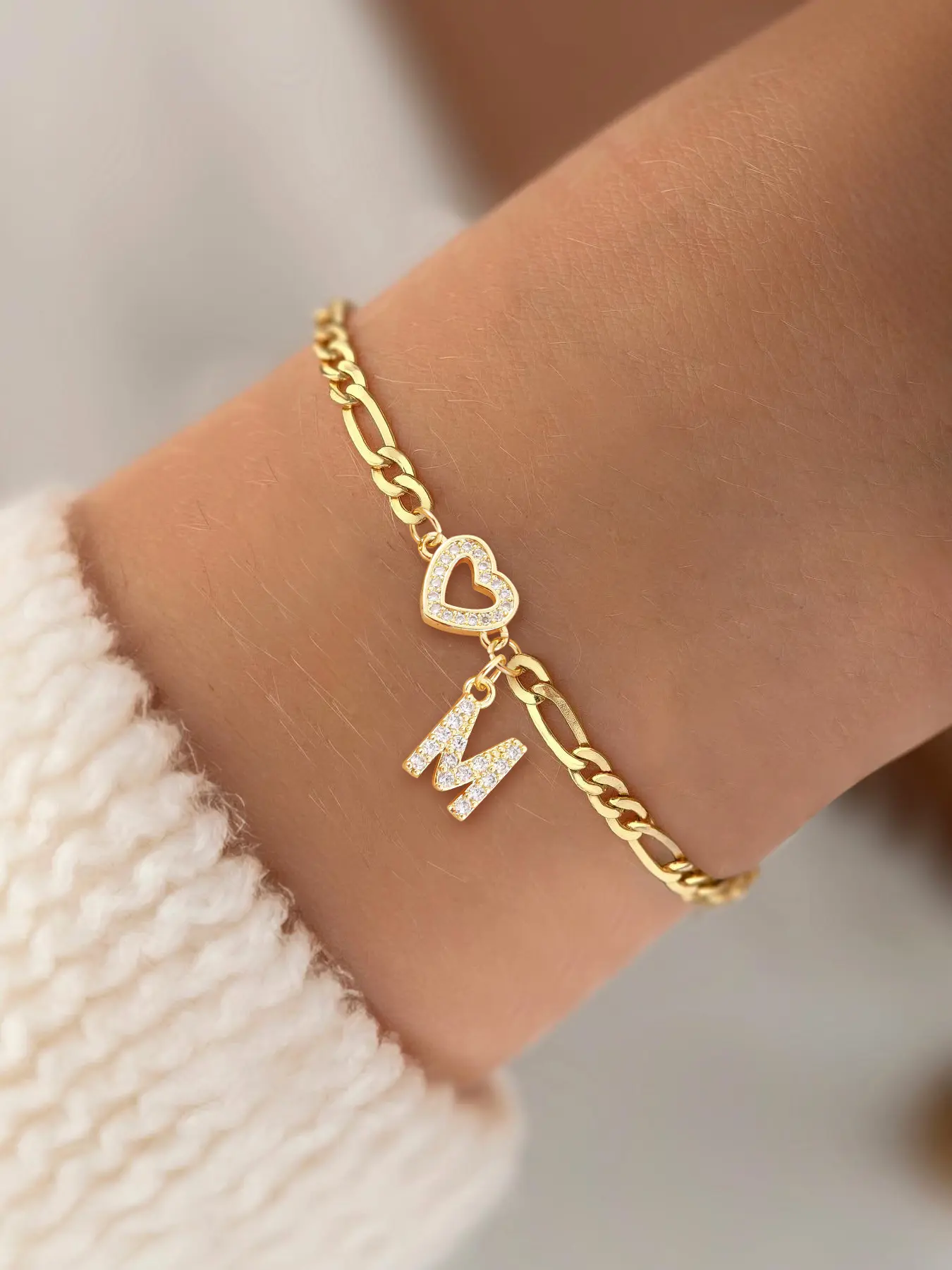 Mother's Day Gift Women's Pave Zirconia Heart Letter Initial Stainless Steel Heart Shaped Bracelet with Pendant, Letter Link Bracelet, Figaro Chain Jewelry Gift for Women, Elegant Daily Wear Accessory, Exquisite Bracelet, Heart Bracelets, Stainless Steel
