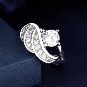 Elegant Angel Wings Ring with Micro Inlaid Zircon Full Diamond Charm Women's Accessories Jewelry Metal Coating for Everyday Wear or Special Occasions