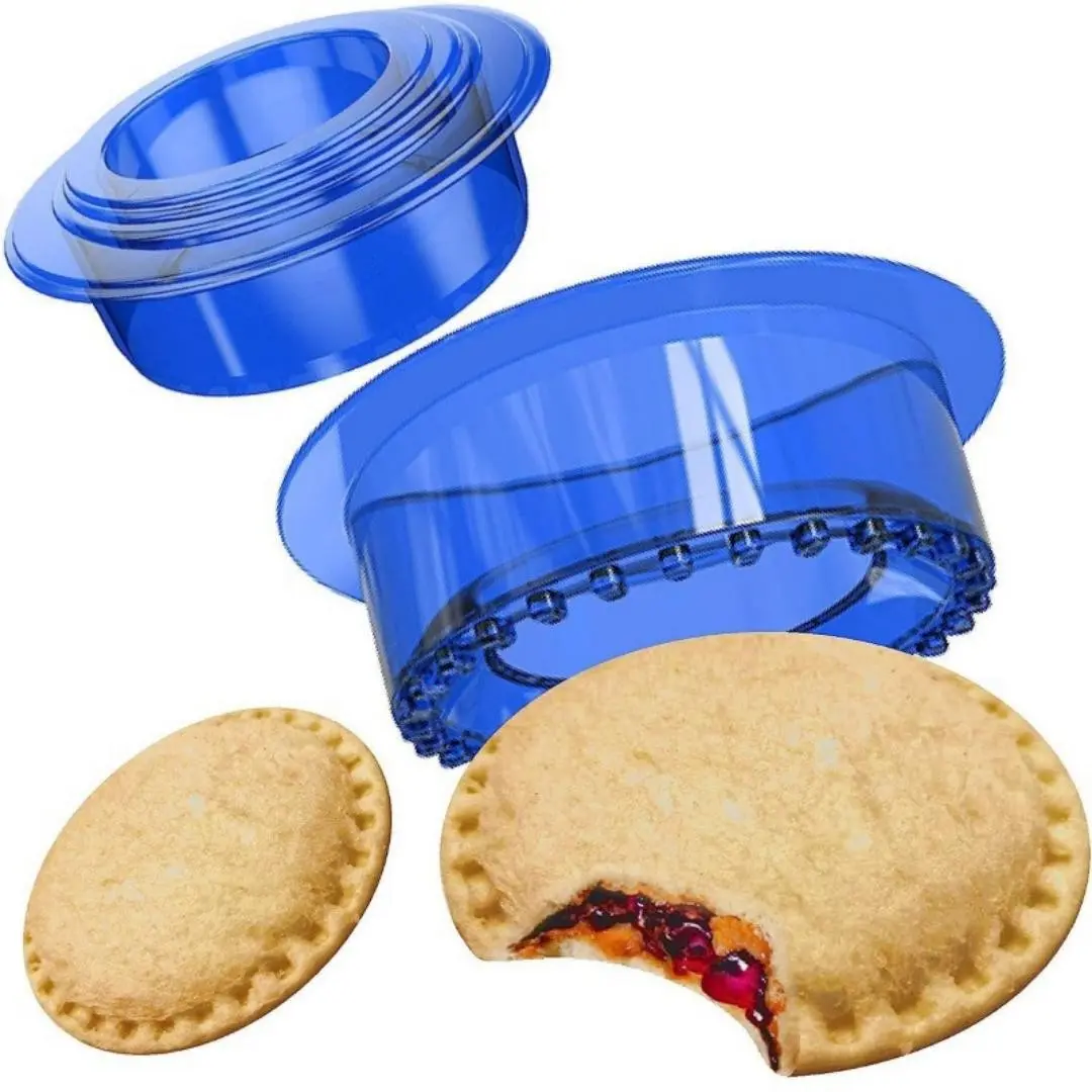 1 Count Sandwich Cutter & Sealer, Sandwich Maker, Toast Cutter For Toast, Sandwich, Biscuit, Cake, Bakeware, Baking Tools, Home Baking Supplies, Bakery Supplies, Kitchen Baking Gadget