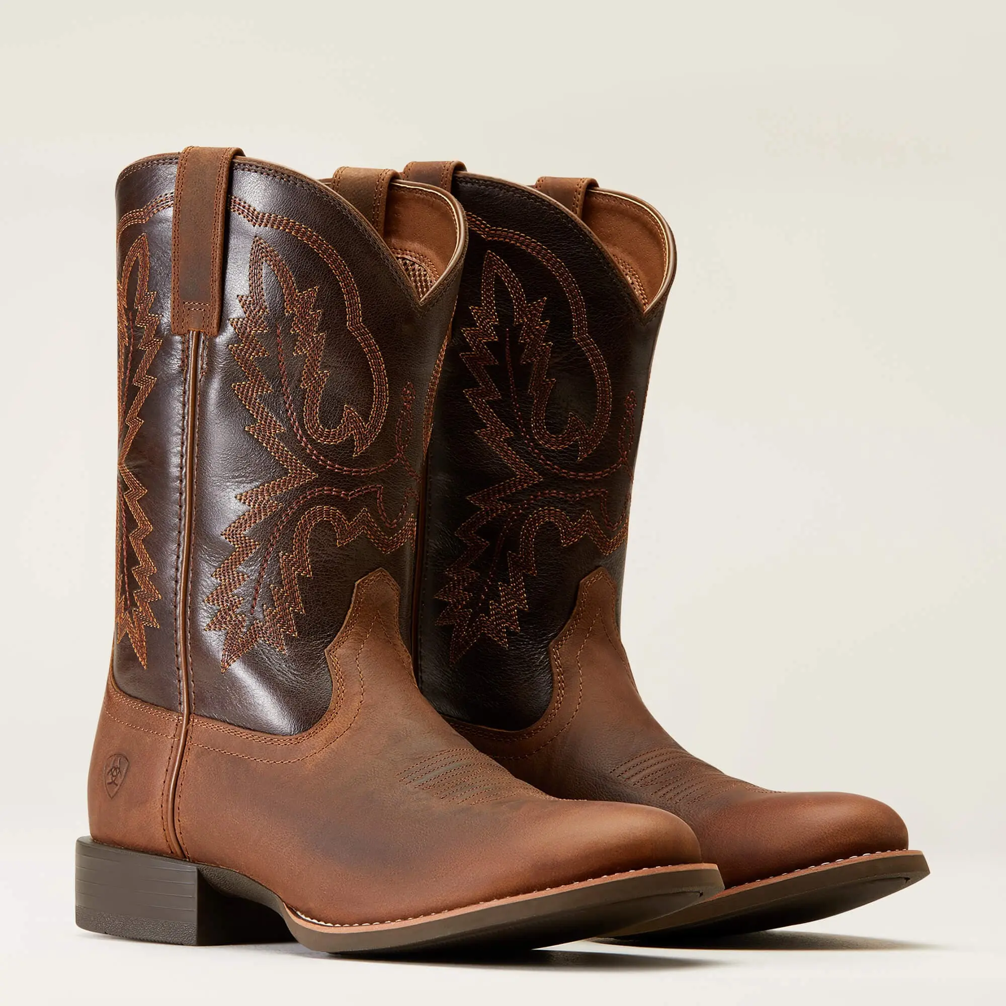 Ariat Men's Classic Western Boot, American Traditional Design in Full-Grain Leather with Detailed Stitching and Lightweight 4LR Comfort, Western Elegance, Seven Rows