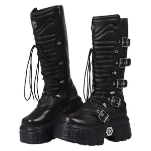 Dark punk style thick soled long boots with multiple buckle straps and side zippers for personalized height enhancement and slimming, knight boots