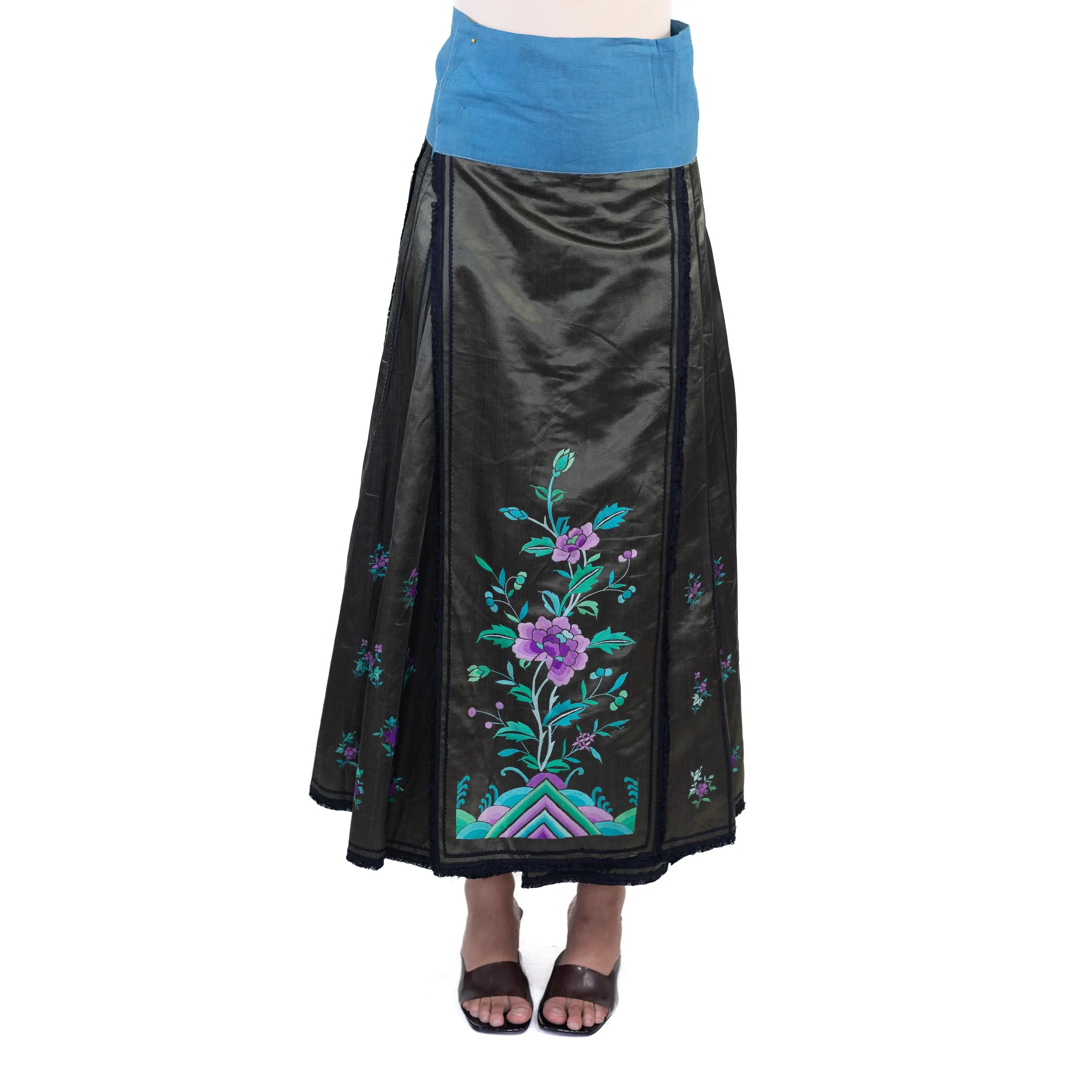 Victorian Black Hand Embroidered Silk Antique Chinese Wrap Skirt
