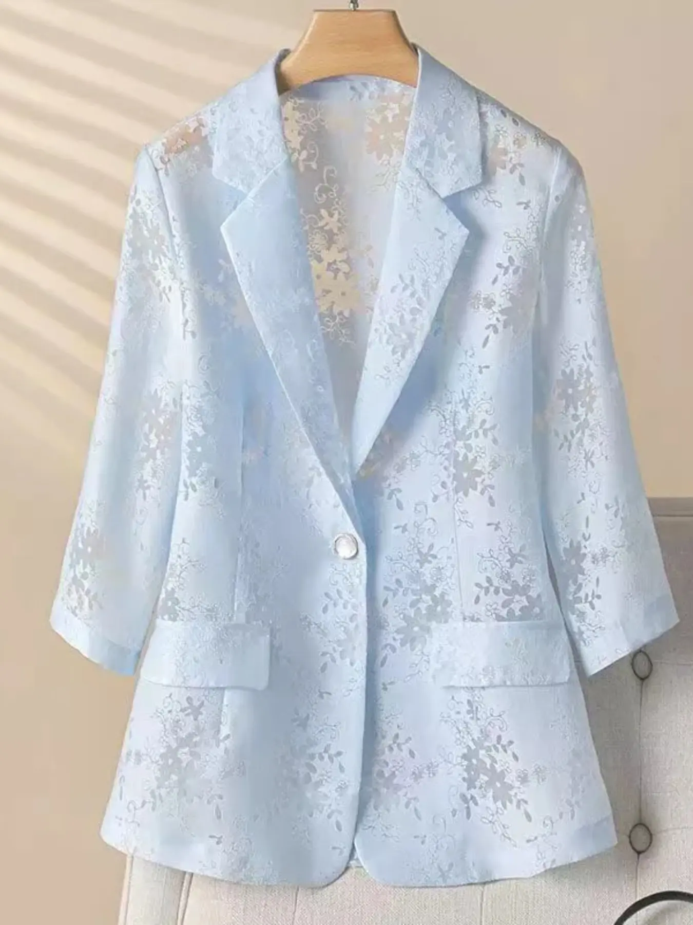 Elegant Women's Lace Patchwork Blazer Jacket, Trendy Blazer, Versatile Blazer, Fashionable Cross-Border Ladies' Suit Outerwear, Stylish and Chic Design, Elegant Office Wear