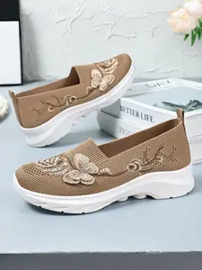 Women's Casual Sports Shoes, Flat Slip-On Design, Rubber slip ons, Breathable Material, Butterfly Decoration, Fashionable and Comfortable, Ideal for Daily Wear, Walking Shoes