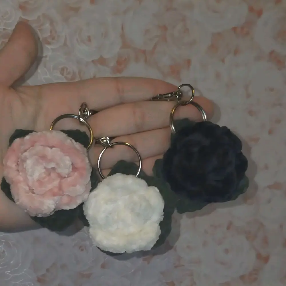 Crochet Velvet Rose Keychain - Handcrafted Floral Accessory in Pink White & Black Options for Stylish Keychains