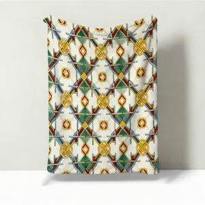 1 Piece Vintage Celtic Knot Geometric Print Flannel Blanket, HD Digital Print Flannel Throw Blanket, Ultra Soft Cozy Warm Blanket for Couch, Sofa Bed, Car & Camping, Decorative Gift Blanket, Machine Washable with Multiple Styles Available