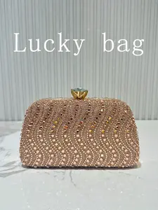 Luxurious Sparkling Rhinestone Evening Bag, Champagne Color Full Rhinestone Handbag, Elegant Women's Party Bag for Weddings, Parties, Gifts, Elegant Purse