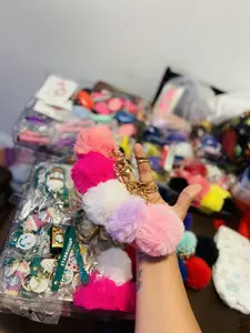 POMPOM Keychain Tool