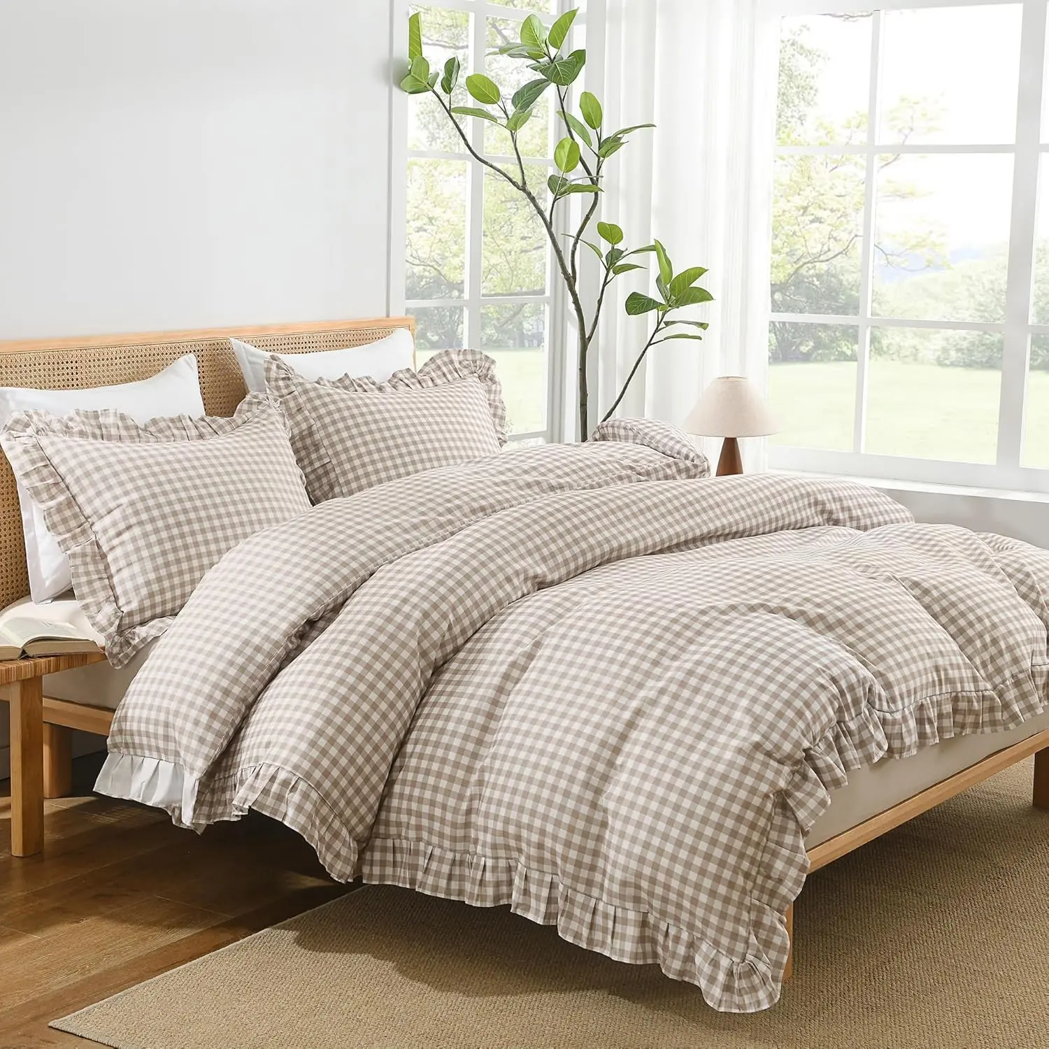 Gingham Duvet Cover Queen, Tan Brown Ruffle Farmhouse Shabby Chic Duvet Cover, 3 Pieces Soft Pre-Washed Microfiber Duvet Cover Set with Zipper Closure & Co