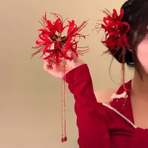 Gothic Red Spider Lily Flower Hair Clips with Tassel for Women Lycoris Radiata Floral Hairclip Duckbill Clip Cute Decorative Barrettes for Weddings - Hairpin french hair pin banana clip hair blue or pink hair clips