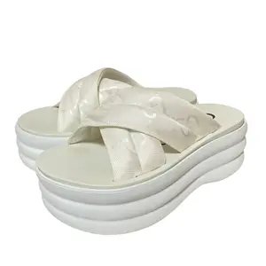 Pre-owned GUCCI Rubber Small Leather Goods Craze platform slide sandals
